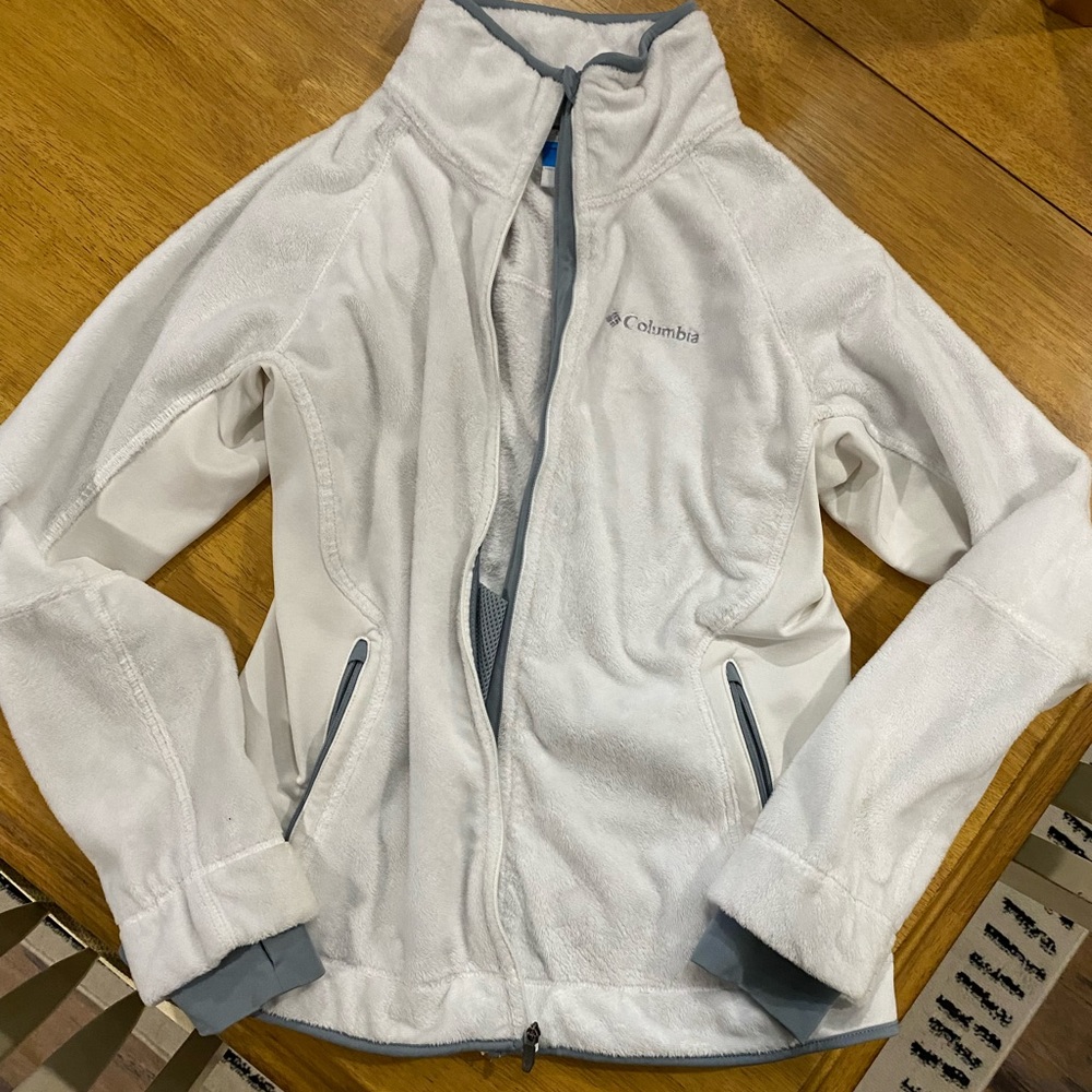 Columbia jacket size medium.